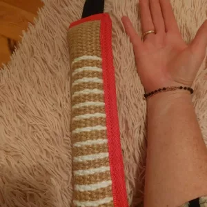 Asiakkaan S****q vastaanottama koiran koulutusvetolelu.